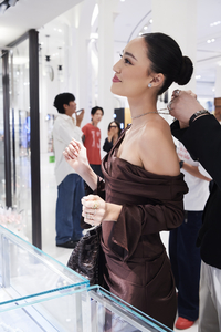 스피넬리킬콜린, 한국 진출 1주년 기념…한정판 공개