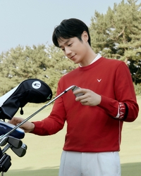 ‘국민 남친’ 정준원, 댄디+스포티 다잡은 필드룩으로 가을감성美 가득