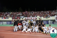 “중요한 시기에 의미” 기성용 이탈에도 3연속 1-0 승리…달라진 수비로 재무장한 포항, 지키는 법을 터득했다