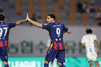 ‘멀티골+3골 관여’ 수원FC 싸박, K리그1 26R MVP 선정 [오피셜]