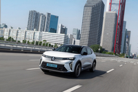 르노코리아, ‘세닉 E-Tech 100% 일렉트릭’ 4678만 원 가격 확정…21일부터 본격 고객 인도 개시