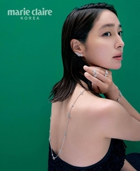 이민정, 보정 필요 없는 완벽 옆태 미모…고급진 우아美