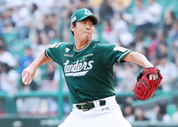 겹경사 중심서 ‘후반기 첫 승’ 신고합니다…SSG 문승원 “팀 승리 보탬 되도록 확실히 해낼 것” [SS수원in]