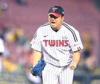 송승기 ‘10승 달성’→6년 만에 나온 ‘LG 10승 좌투수’…“얼떨떨하다” [SS스타]