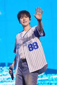 슈퍼주니어 규현, ‘슈퍼 쇼 10’서 예기치 못한 부상 “발목 접질러 근육 놀랐다” [공식]