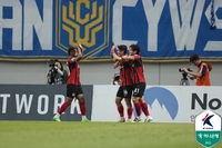 ‘충격 6실점 그 후’ 서울 김기동호 각성했다, 울산과 외나무다리 대결 3-2 쾌승…최준~조영욱~황도윤 릴레이포 [SS현장리뷰]