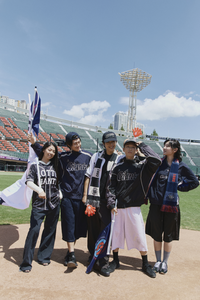 ‘레트로 점퍼+유니폼 출시’ 롯데, 패션 레이블 ‘폴리테루’와 협업