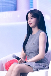 일본 간 김소현, 호시노 겐 ‘코이’ 불렀다