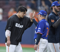 [포토] 문동주 ‘10승’, 한화는 4연승