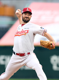 [포토]시즌 10승에 도전하는 SSG 앤더슨