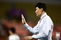 잘 싸워서 더 아쉬운 역전패, 강원 정경호 감독 “선수들은 환상적이었다, 감독이 부족했다”[현장인터뷰]