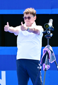 파리올림픽 5관왕 ‘양궁 명장’ 박성수 감독 별세…향년 55세