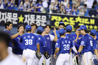 살아난 ‘사자’ 불펜진 THANK YOU! 타선-마운드, 사이좋게 손잡고 가을야구 갑시다 [SS시선집중]