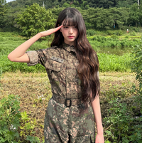 아이브 장원영 ‘군복도 패션으로 소화한다’