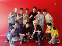 화보·韓日 앨범·오리콘 점령·韓美 콘서트…싸이커스의 여름은 뜨거웠다