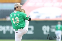 “이제는 이닝이 아닌 투구수” 설종진 대행이 꺼내든 ‘전체 1순위 루키’ 정현우 활용법 [SS시선집중]