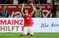 안면 부상에도 ‘투혼의 헤더골’ 이재성 “머리로 공이 더 많이 왔으면 했다”