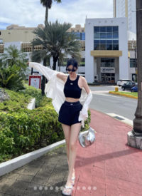 소녀시대 서현, 보기만 해도 시원한 여름 근황 ‘과감 브라톱 패션’