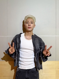 “남자로 돌아왔다” 틴탑 창조, 완전체 성공→홀로서기… 디지털 싱글 ‘Trapped In My Head’로 솔로 컴백