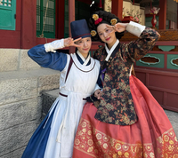 ‘폭군의 셰프’ 임윤아, 극과 극 반전 매력!... 드라마에선 팽팽한 대립- 촬영장 웃음꽃 ‘활짝’