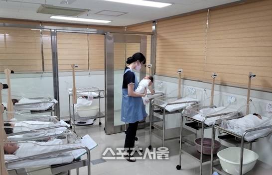 강진군,  출산율 전국 2위...신생아 출산정책 통했다