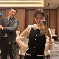 아이유 경호 ‘국민 경호원’ 박근우 실장, “우리~지은대장. 문화체육관광부장관상 수상축하해ㅎ”