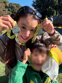 이시영, 임신 8개월 우려 속에 “우리 세 가족 동반 마라톤 성공!”