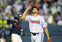 [포토]LG 치리노스, 롯데전 7이닝 무실점 호투