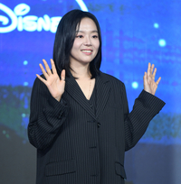 [포토] 이상희 ‘미소 가득한 손인사’