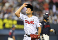 [포토]7이닝 무실점 호투 펼친 LG 치리노스