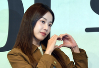 [포토]이주명, 사랑스런 하트
