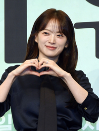 [포토]천우희, 사랑스런 하트