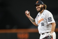 ‘228K 신화’ 한화 폰세, 미란다 넘고 새 역사…최다 삼진 행진은 ‘현재진행형’ [SS포커스]