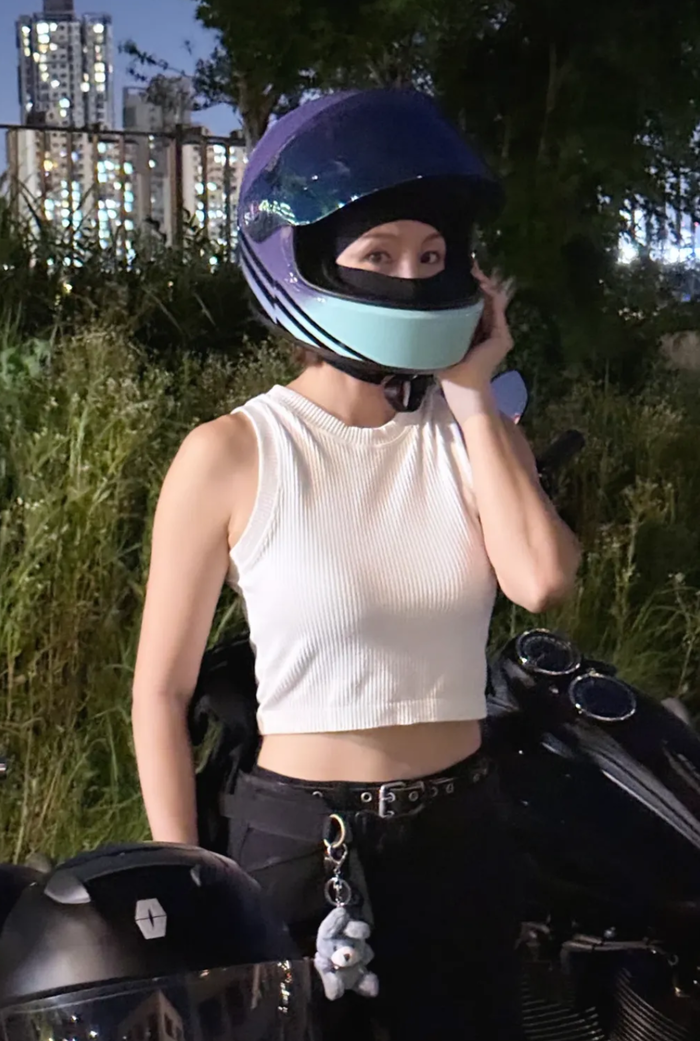 오정연, 글래머 몸매 뽐내는 파격 라이더 패션