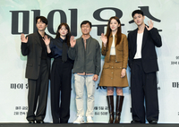 [포토]‘마이 유스’의 이상엽 감독과 주연 배우들