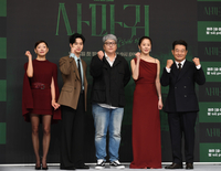 [포토] 이엘-장동윤-변영주 감독-고현정-조성하, “사마귀, 파이팅!”