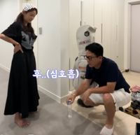 잡혀사는 김준호? 김지민 발길질에 ‘깨갱 모드’