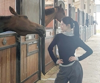 배우 고윤정, 마사에서 뽐낸 청순한 미모
