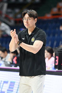 ‘박신자컵 결승 좌절’ KB스타즈 “한국 농구 발전 보여주고 싶었는데…선수들, 좋은 경험 되었을 것” [SS사직in]