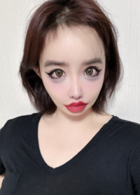 휴식 중인 박봄, 더 커진 눈 코 입 [★SNS]