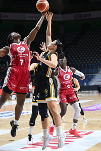 ‘아쉽다’ 막판 뒷심→극복하지 못한 ‘높이 차이’ KB스타즈, 사라고사에 패배…박신자컵 4위로 마무리 [SS사직in]