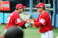 “김광현 2000K 축하” 이숭용 감독도 웃었다…“원팀의 힘으로 5연승 만들었다” [SS잠실in]