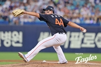 한화 김서현, 마무리 첫해 ‘30세이브’ 달성…박영현과 1개 차, ‘세이브왕’ 넘본다 [SS포커스]