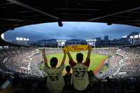 ‘사상 첫 140만 돌파’ LG, 구단 역대 최다 관중 신기록!…삼성 이어 2호 ‘140만’ 터졌다 [SS잠실in]