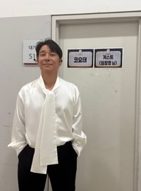 ‘주가조작 의혹 끝’ 임창정, 본격 활동…코요태 만나 “초대 고마워”