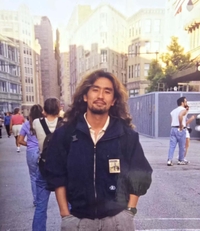 류승룡, 장발 청년 시절 사진 깜짝 공개…팬들 “간지 폭발”