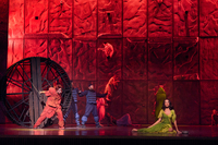 [표권향의 컬처판타지아] 사랑을 갈구하는 애절한 절규…뮤지컬 ‘노트르담 드 파리’, 찬란한 대작의 위엄