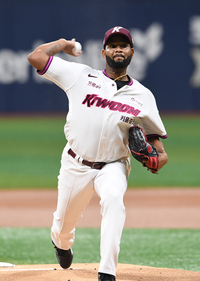 [포토]키움 알칸타라, 시즌 7승 도전