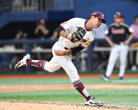 [포토]키움 박정훈, LG전 3이닝 무실점 데뷔 첫 세이브