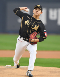 [포토] 역투하는 KT 선발 소형준